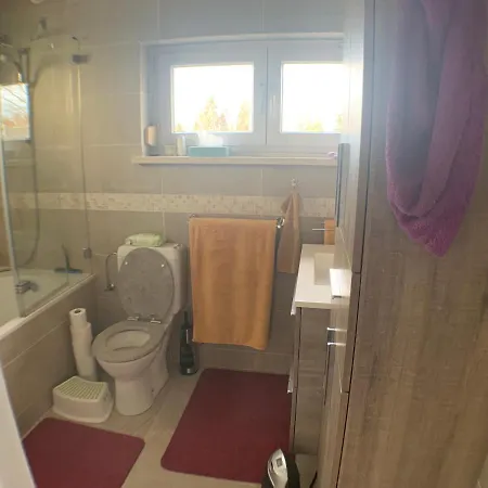 Dans Habitat Partage Chez Severine Homestay Nivelles