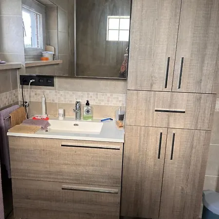 Dans Habitat Partage Chez Severine Δωμάτια σε οικογενειακή κατοικία